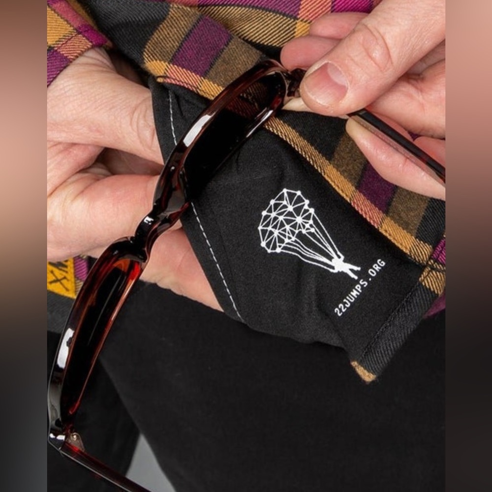 DIXXON 22 JUMPS XL & L FLANNEL SHIRT(E) - Picture 7 of 11